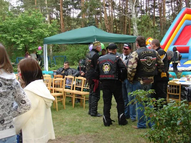 Dom dziecka w Otwocku — archiwum Right Riders, 2009