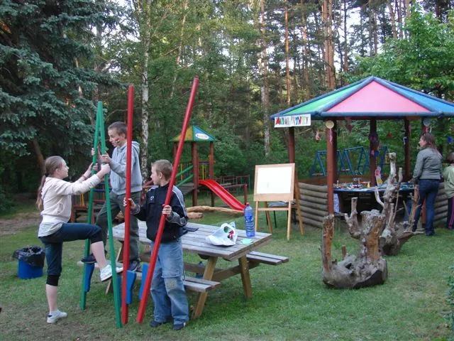 Dom dziecka w Otwocku — archiwum Right Riders, 2009