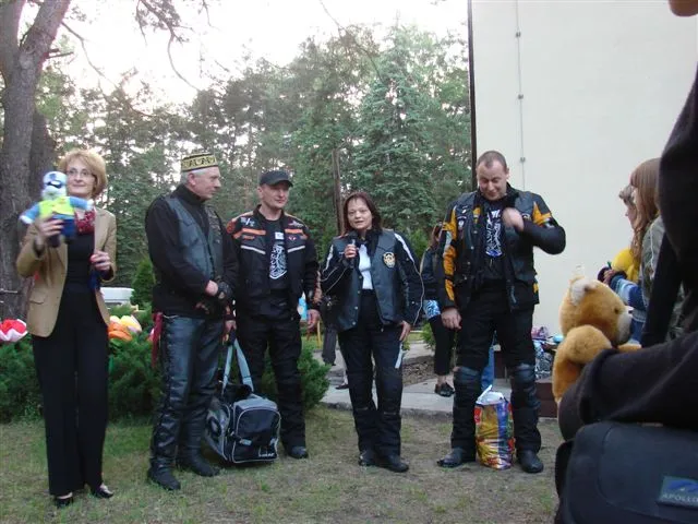Dom dziecka w Otwocku — archiwum Right Riders, 2009