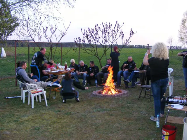 Rozpoczęcie sezonu Kudłata — archiwum Right Riders, 2015