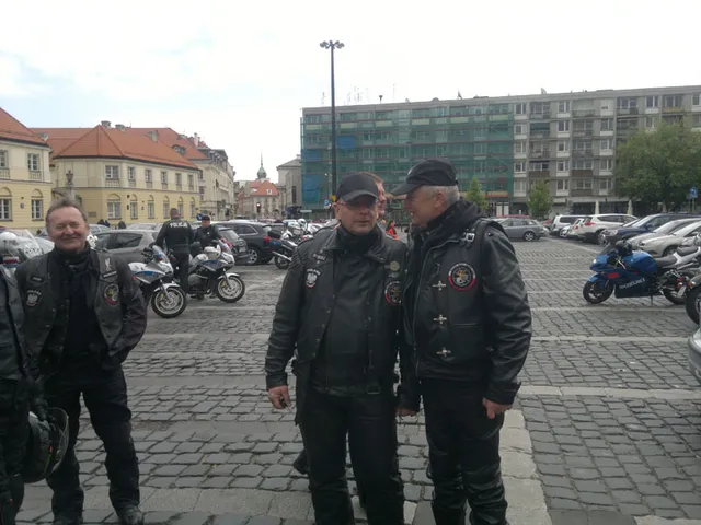 Bezpieczeństwo z Policją — archiwum Right Riders, 2015