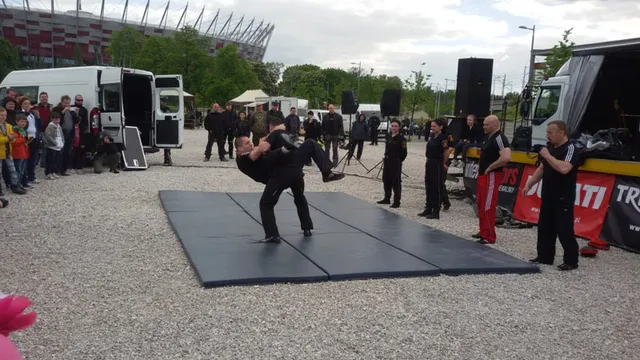 Bezpieczeństwo z Policją — archiwum Right Riders, 2015
