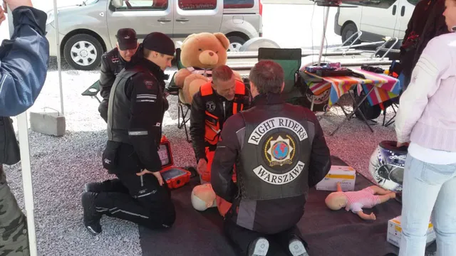 Bezpieczeństwo z Policją — archiwum Right Riders, 2015