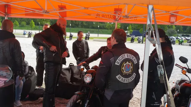 Bezpieczeństwo z Policją — archiwum Right Riders, 2015