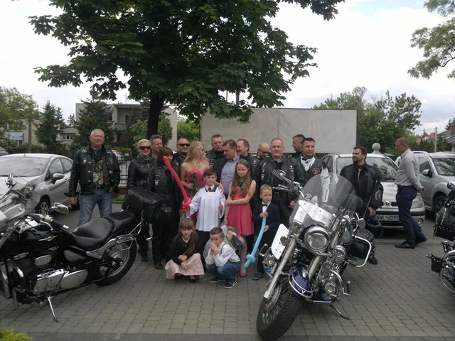 Komunia Viktora — archiwum Right Riders, 2015