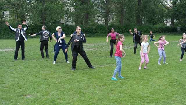 Dzień Dziecka KGP — archiwum Right Riders, 2015