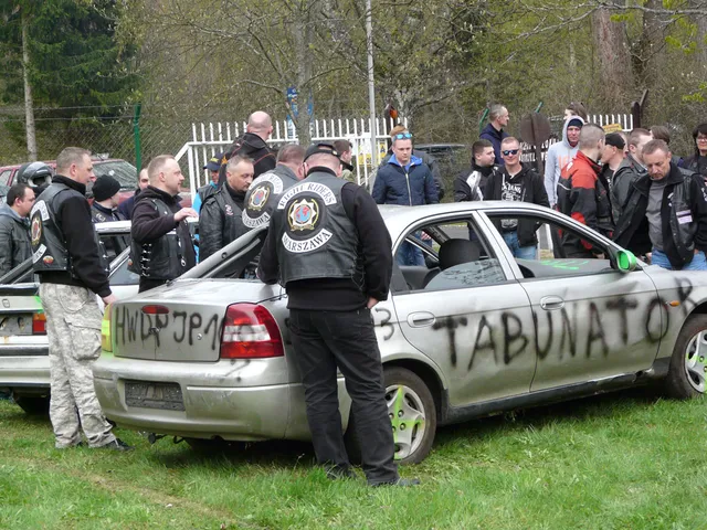 Tabuna — archiwum Right Riders, 2016