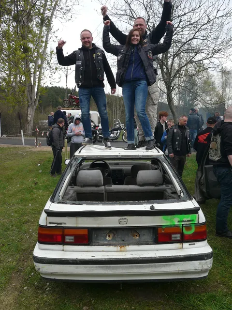 Tabuna — archiwum Right Riders, 2016